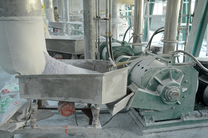 آلة كسارة مصنع Johnley لإنتاج مركب صب الميلامين